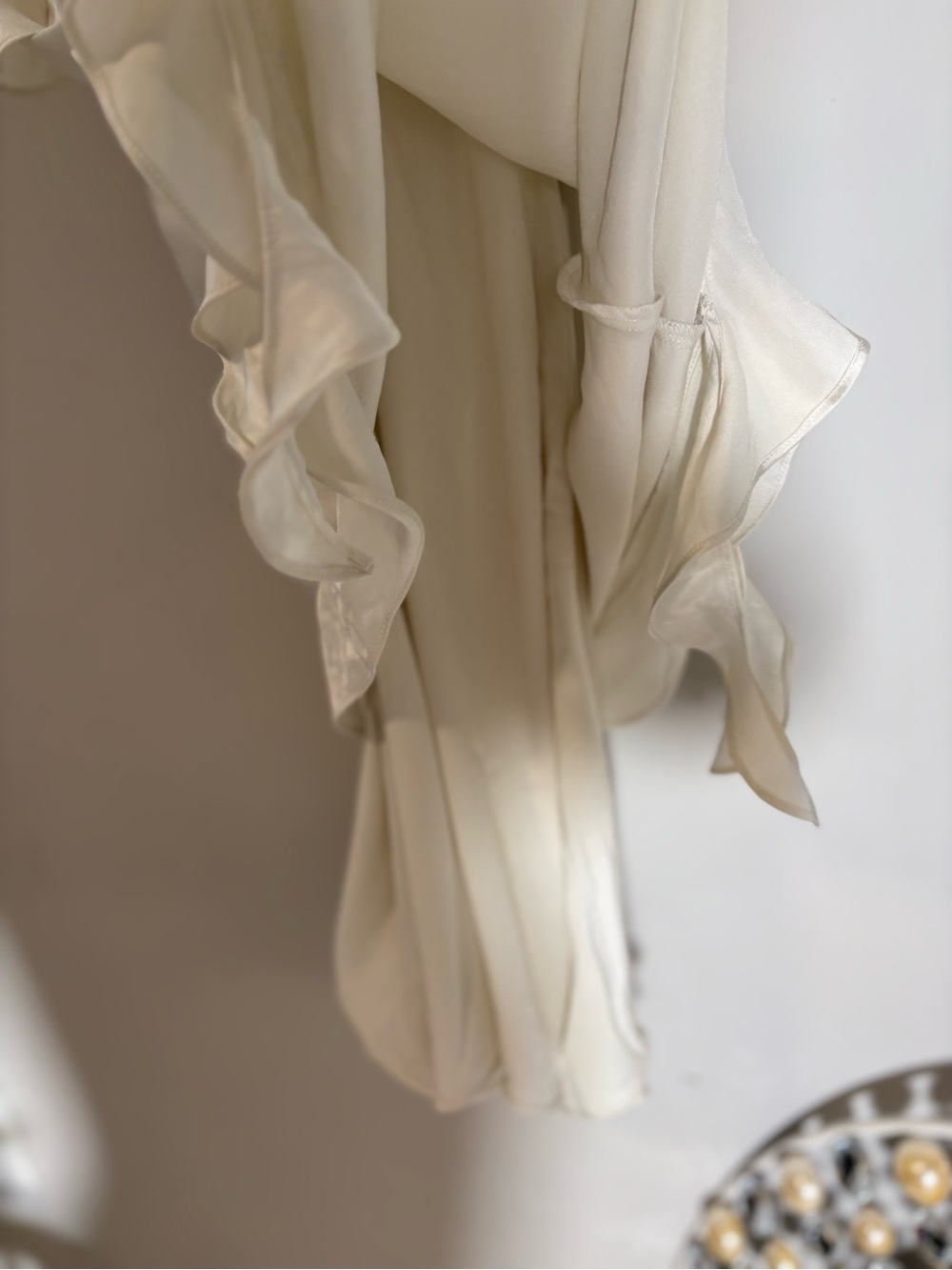 Wilfred by Aritzia Satin Ruffle Slip Dress – Ivory – Size Small - Picture 7 of 7
